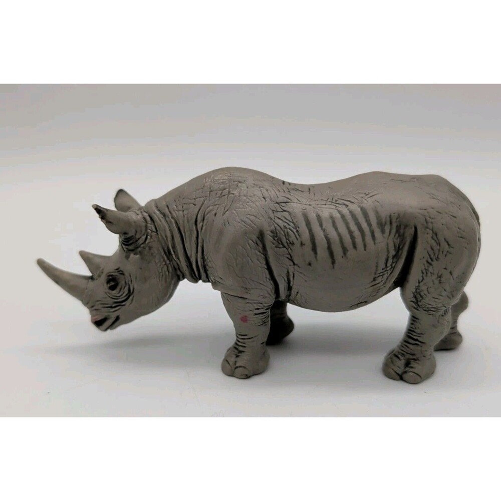 Schleich 2001 Black Rhino Rhinoceros Animal Figure toy Retired